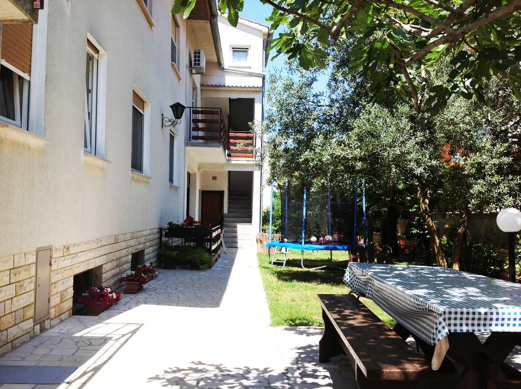 Apartment מדולין מראה חיצוני תמונה